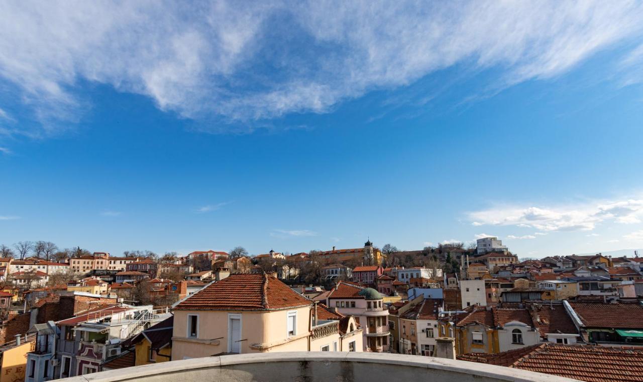 Hotel Dafi Plovdiv Bagian luar foto